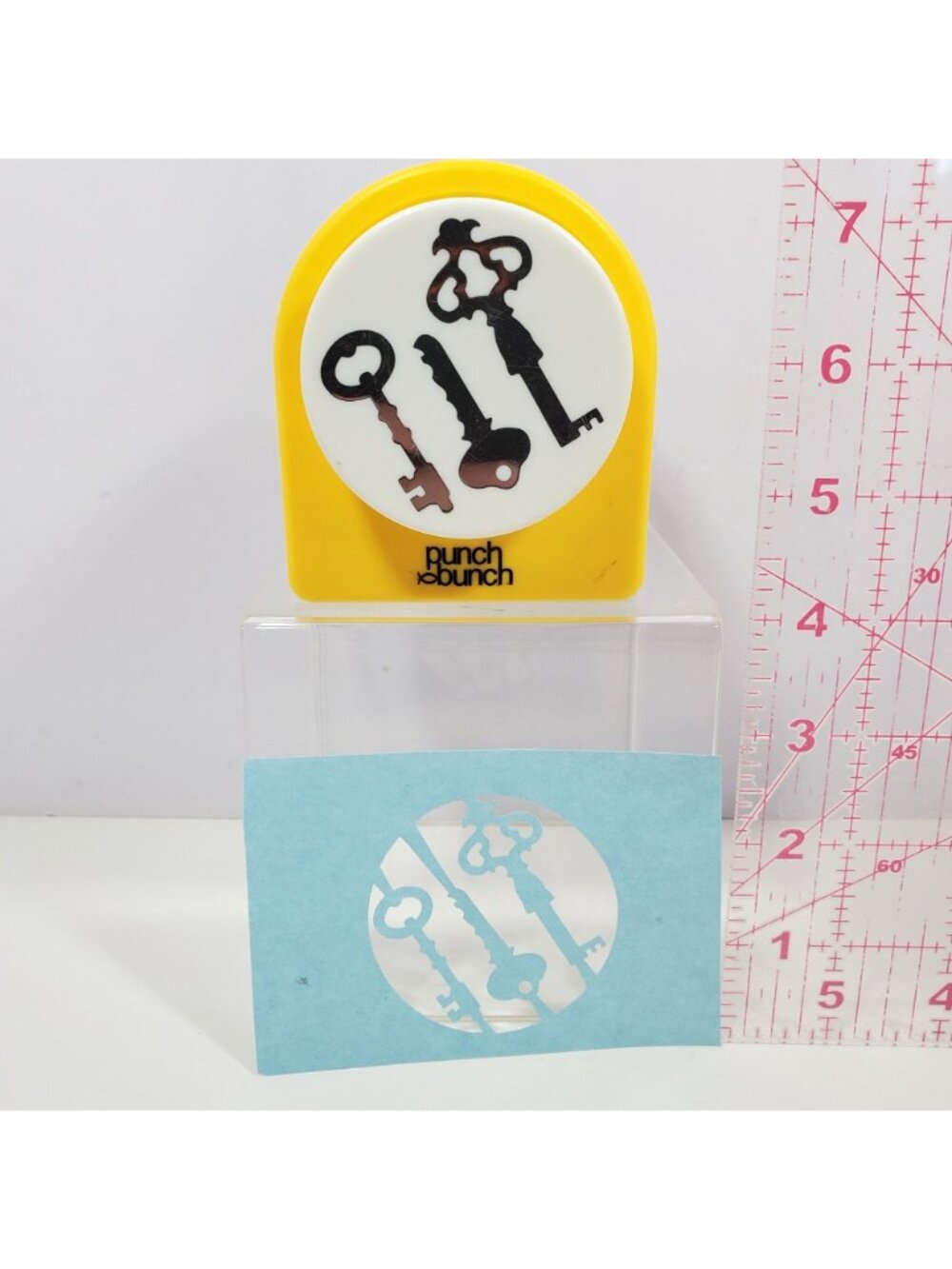 Punch Bunch Key Design Craft Paper Punch Tool Skeleton 3 Keys - Picture 8 of 8